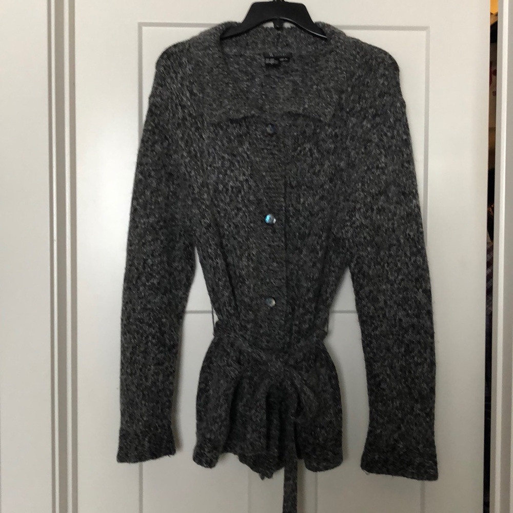 Women’s Cardigan Sweater
